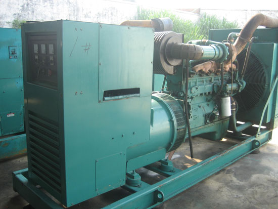 金台租赁发电机- 发电机碳刷磨损的原因是什么