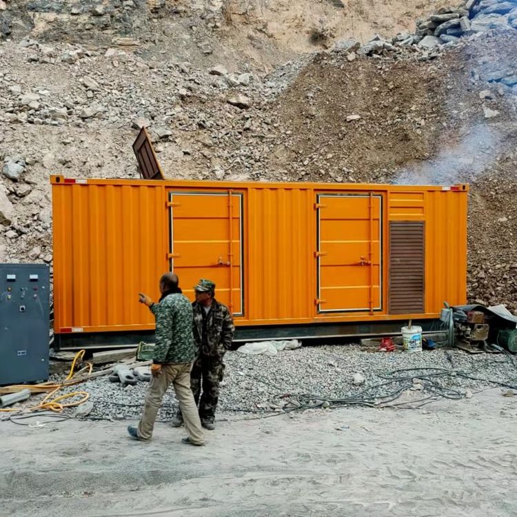 金台如何选择适合自己的 800KW 柴油发电机组？