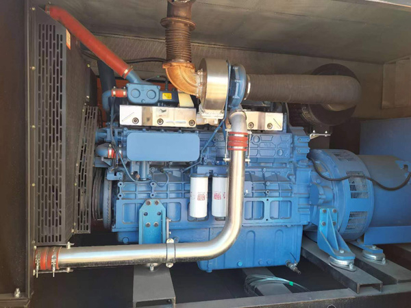 金台燃油消耗率与进气温度的具体关系是什么？