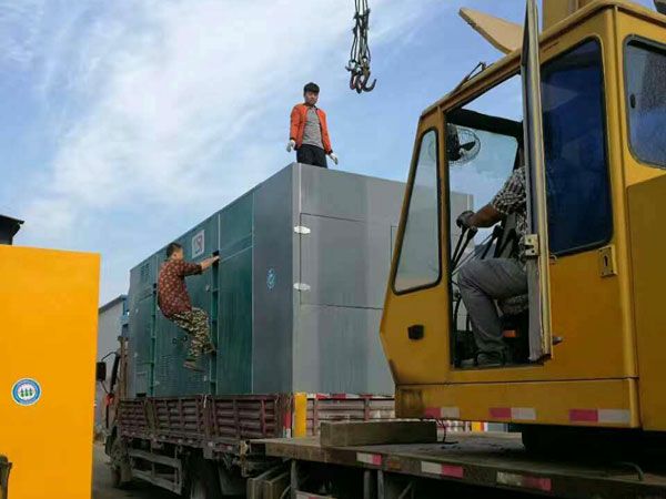 金台更换水冷式机油散热器密封件的操作流程是怎样的？